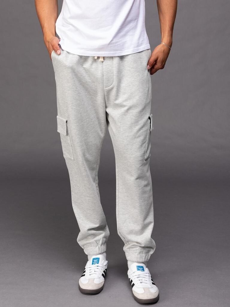 Classic Relaxed Cargo Sweatpants